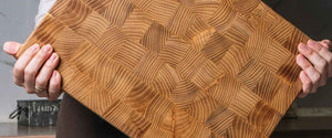Pourquoi choisir une planche à découper en bois de bout ? Guide complet des avantages