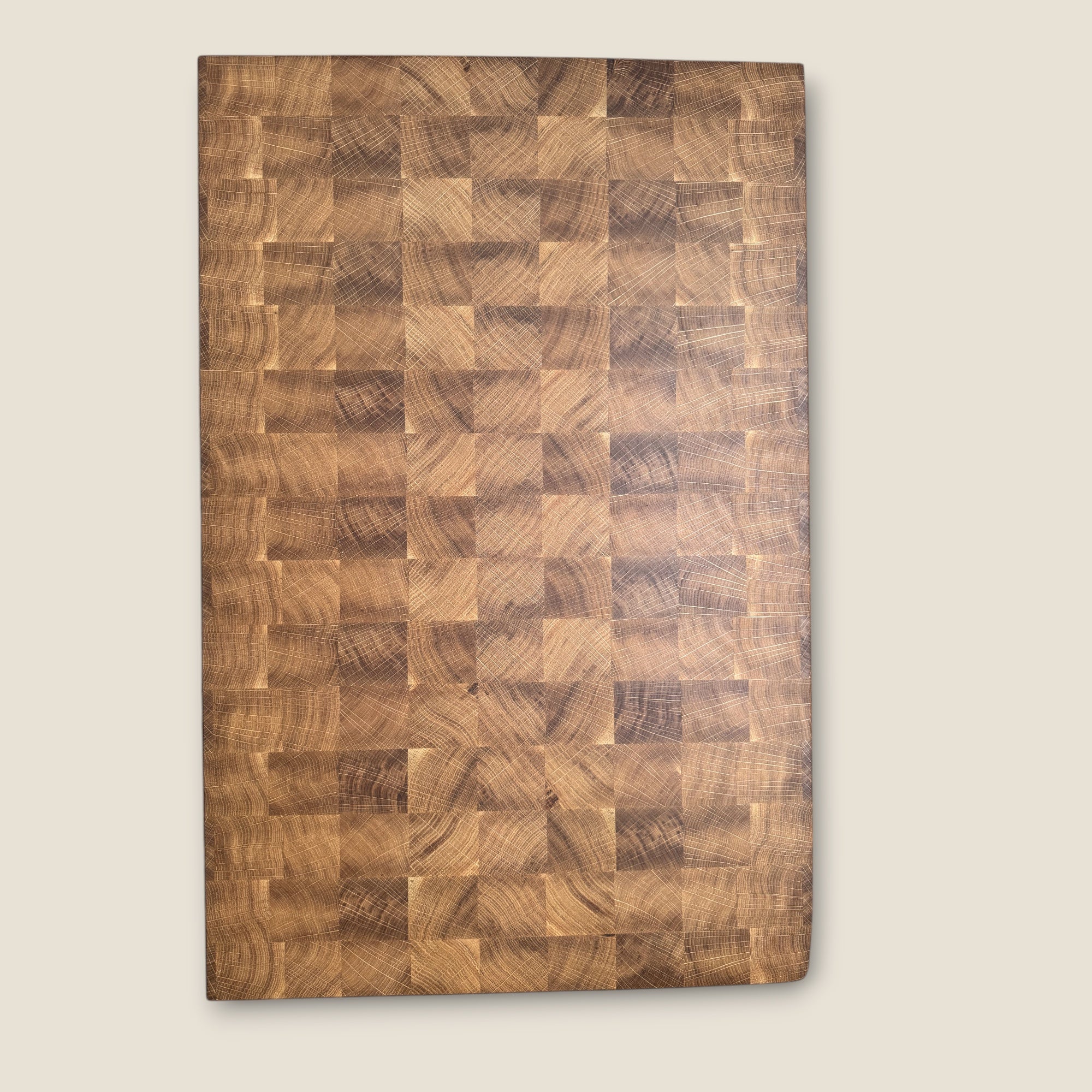 Stock : Chêne 60x40 - un coin arrondi