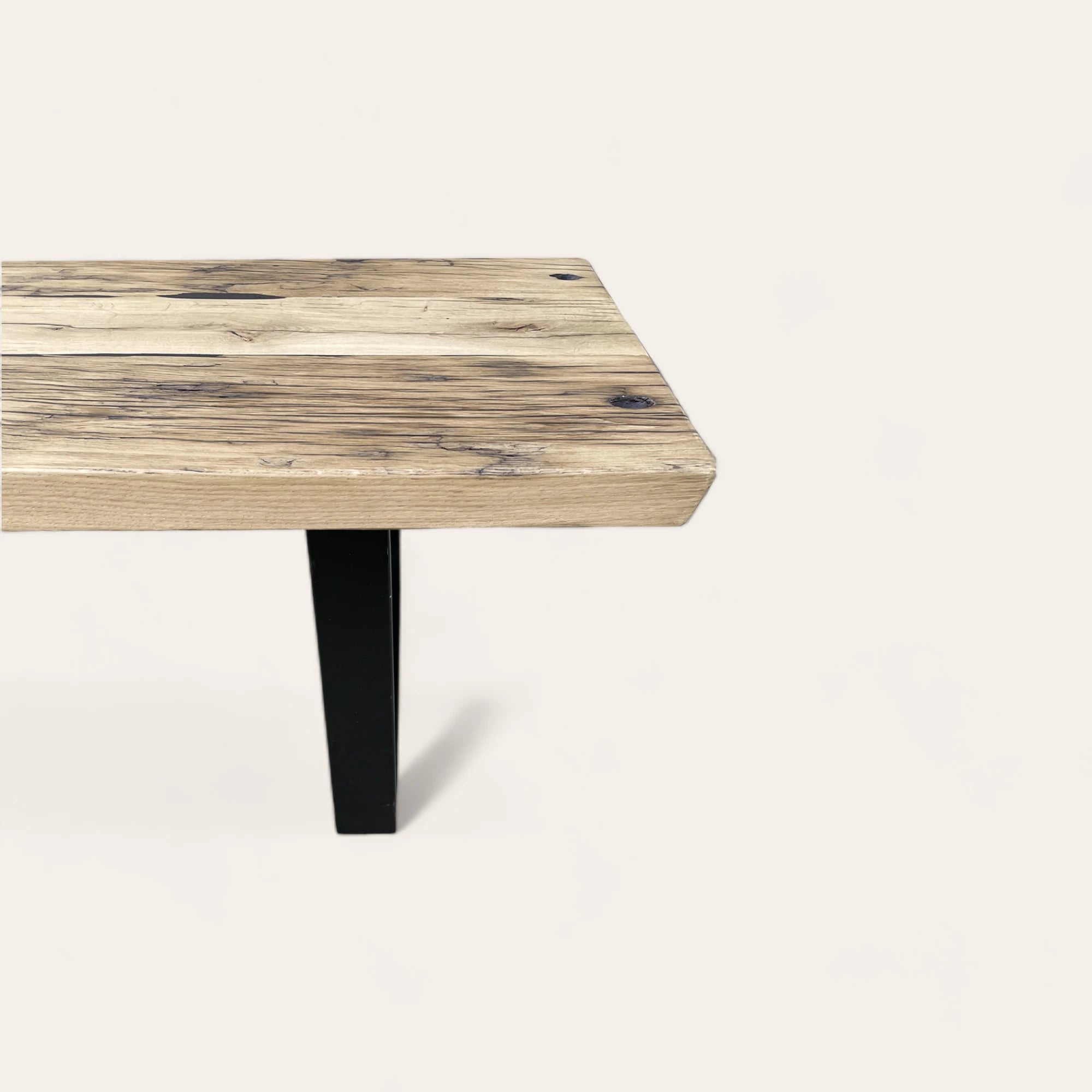 Banc Ferro Élégance en fond de wagon