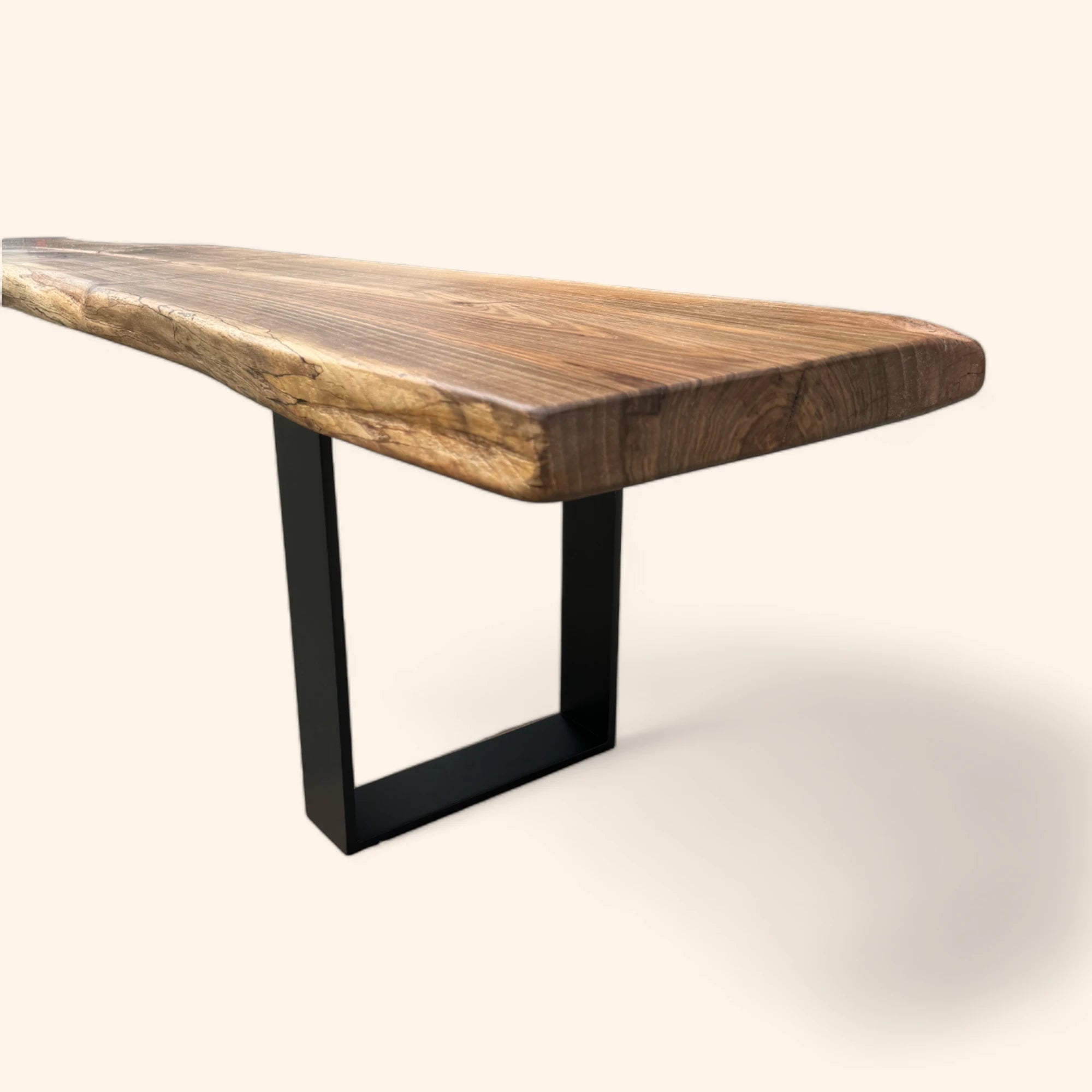 Banc Monarch en noyer massif