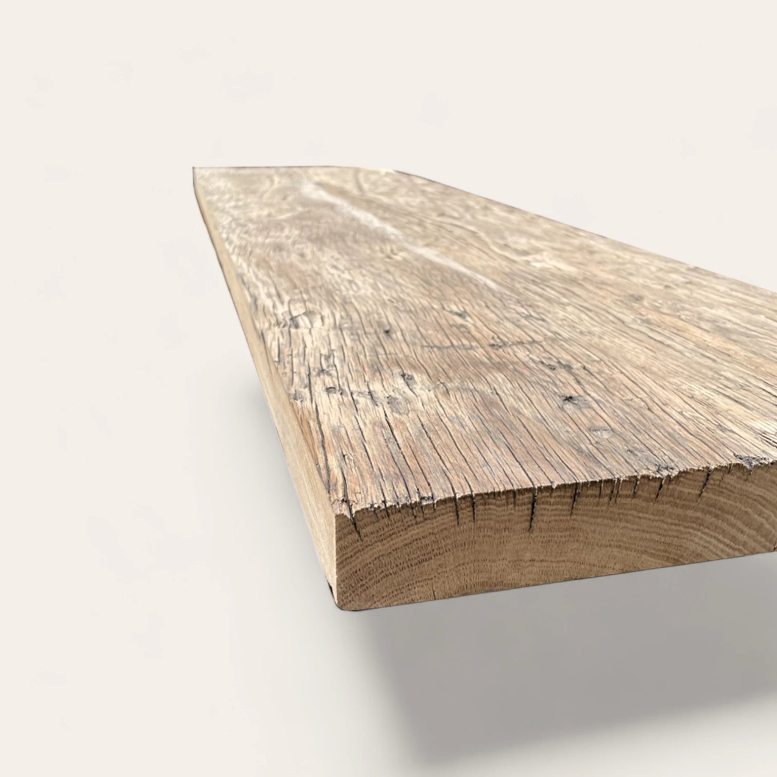 Étagère en fond de wagon Ferro