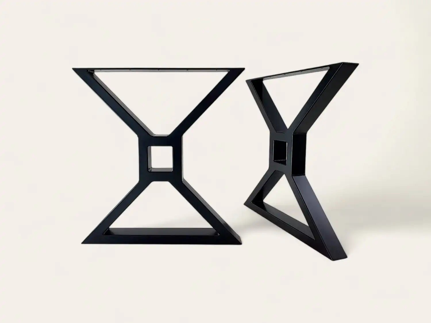 Pieds de Table en Treillis – Modèle PMX13