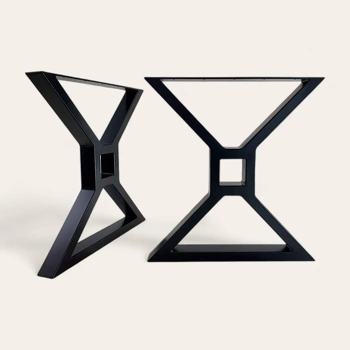 Pieds de Table en Treillis – Modèle PMX13